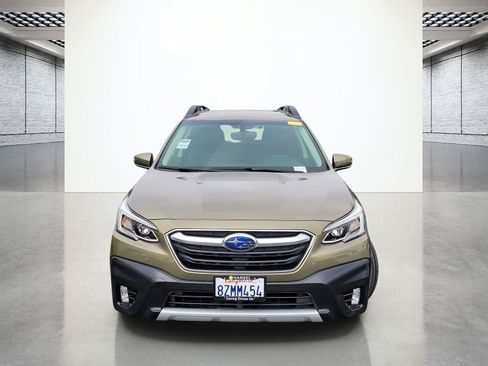Used 2022 Subaru Outback Limited AWD/4WD image 4