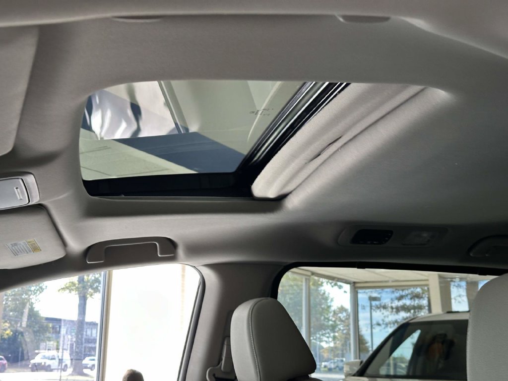 New 2027 Honda Odyssey EX-L image 17