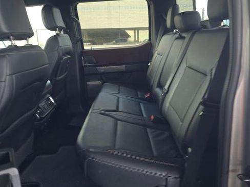 Used 2022 Ford F150 Lariat w/ Equipment Group 502A High image 9