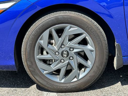 Certified 2024 Hyundai Elantra SEL FWD image 25