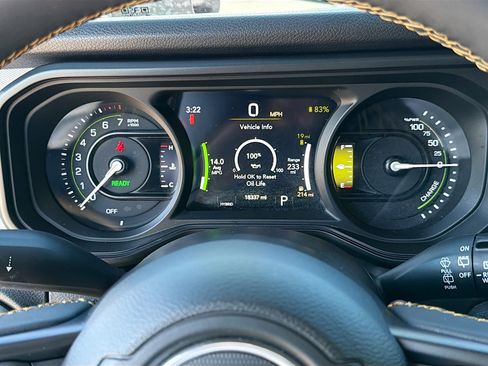 Used 2024 Jeep Wrangler Willys AWD/4WD image 39