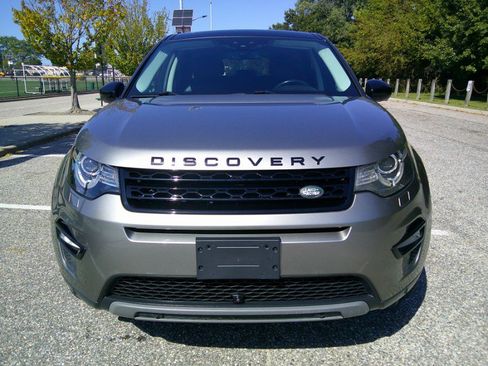 Used 2018 Land Rover Discovery Sport HSE image 30