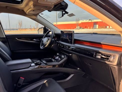 Used 2022 Lincoln Nautilus Reserve w/ Equipment Group 201A image 22