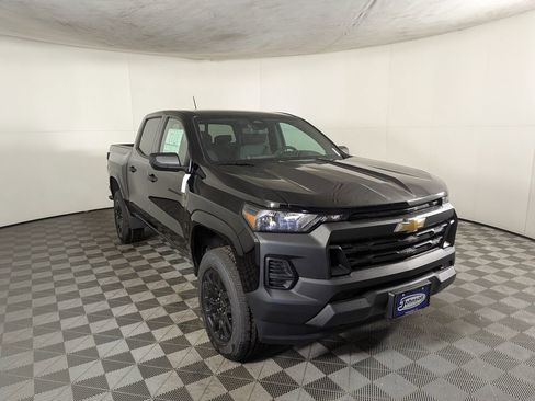New 2026 Chevrolet Colorado W/T w/ WT Custom Package AWD/4WD image 5