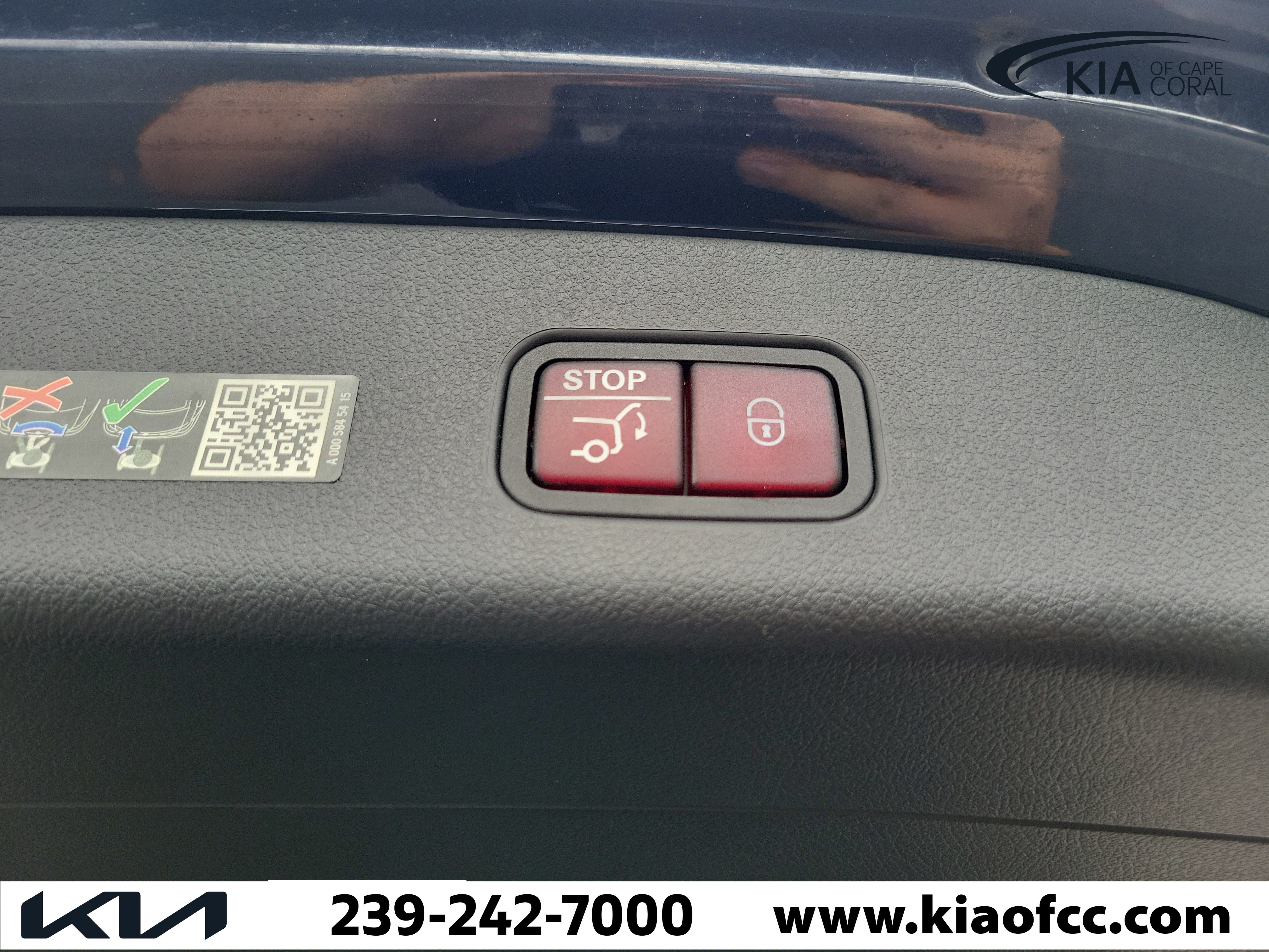 Used 2023 Mercedes-Benz GLC 300 4MATIC image 12