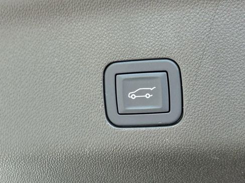 Used 2024 Cadillac Escalade ESV Sport w/ Touring Package AWD/4WD image 13