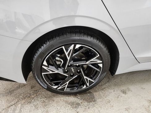 Used 2025 Kia K5 GT-Line AWD/4WD image 38