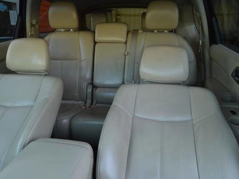 Used 2014 Nissan Pathfinder SL w/ SL Tech Package image 19