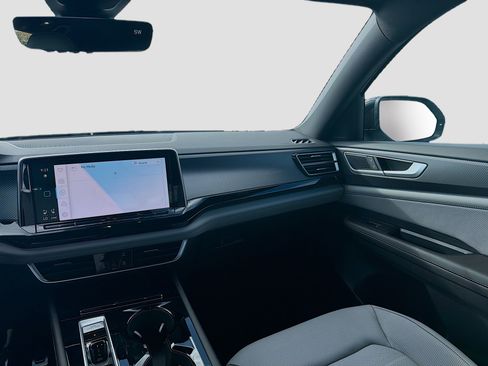 New 2026 Volkswagen Atlas Cross Sport SEL R-Line image 19