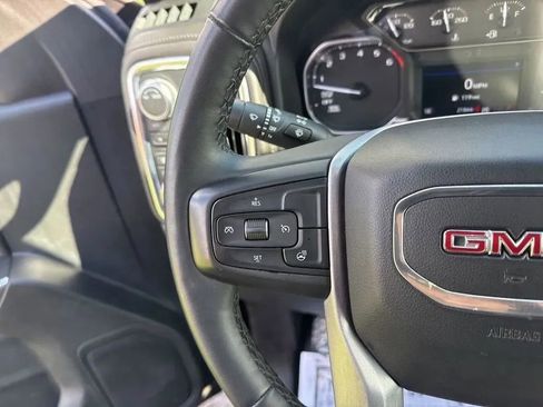 Used 2021 GMC Sierra 1500 Elevation w/ X31 Off-Road Package AWD/4WD image 17