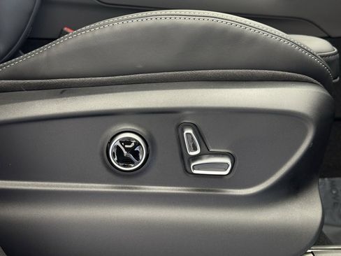 New 2025 Maserati Grecale Modena image 48