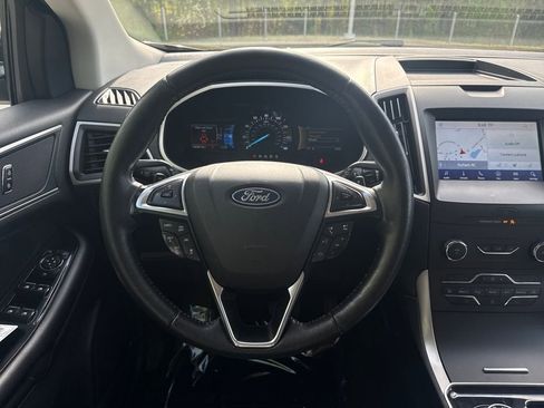 Used 2020 Ford Edge SEL w/ Convenience Package image 18