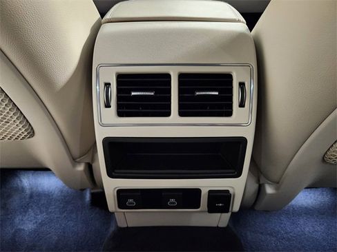 Used 2024 Jaguar F-PACE R-Dynamic S image 30