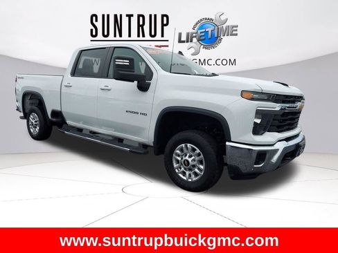 Used 2024 Chevrolet Silverado 2500 LT image 12
