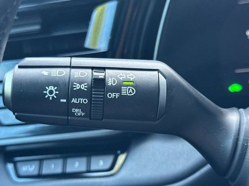 Certified 2025 Lexus TX 500h AWD w/ Technology Package image 33