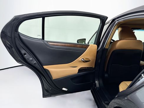 Used 2023 Lexus ES 350 w/ Premium Package image 27