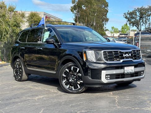 Used 2023 Kia Telluride SX image 2