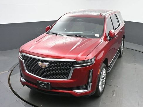 Used 2024 Cadillac Escalade Premium Luxury AWD/4WD image 36
