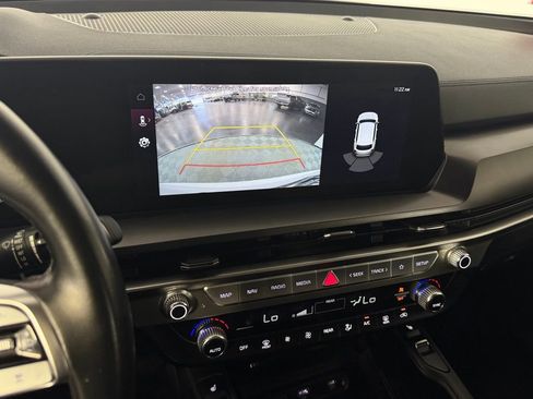 Used 2024 Kia Telluride S w/ S Sunroof Package FWD image 18