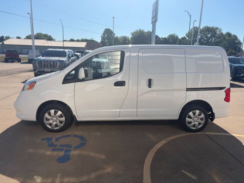 Used 2018 Nissan NV200 SV w/ Navigation Package FWD image 29