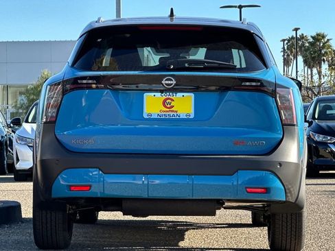 New 2026 Nissan Kicks SR w/ SR Premium Package image 6