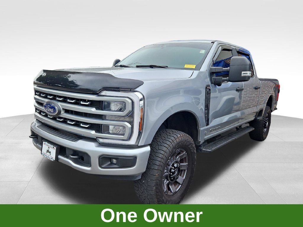 Used 2024 Ford F250 XL w/ STX Appearance Package AWD/4WD image 3