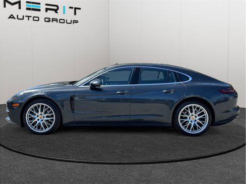 Used 2017 Porsche Panamera 4S image 5