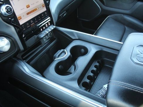 Used 2023 RAM 1500 Laramie image 33