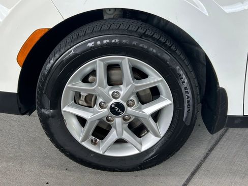 Used 2023 Kia Soul S image 24