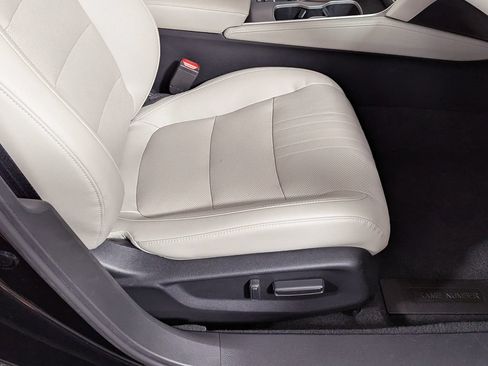 Used 2018 Honda Accord EX-L image 25