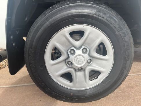 Used 2017 Toyota Tundra SR image 11