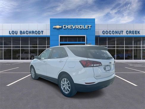 Used 2023 Chevrolet Equinox LS w/ LS Convenience Package image 6