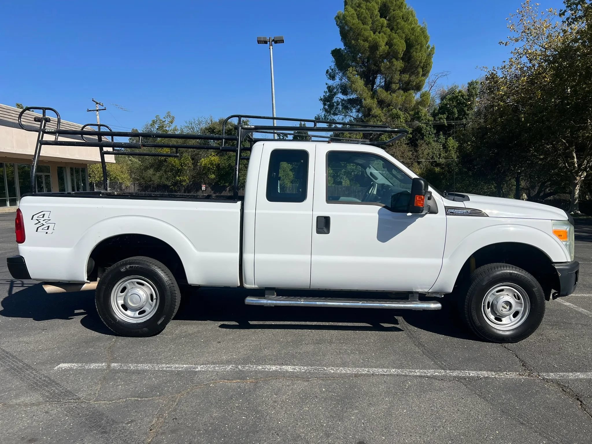 Used 2011 Ford F250 XL AWD/4WD image 7