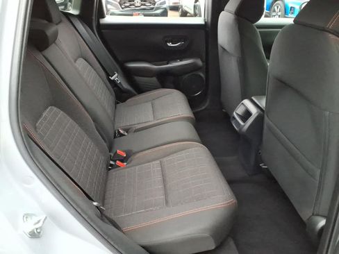 Used 2024 Honda HR-V Sport image 11