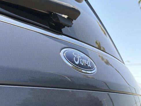 Certified 2022 Ford Expedition XLT RWD image 9