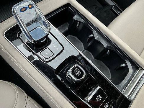 New 2026 Volvo XC90 T8 Plus w/ Protection Package AWD/4WD image 18