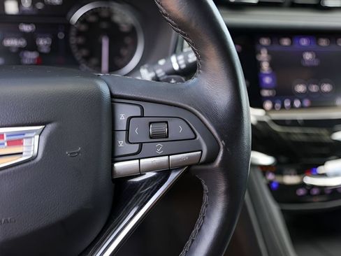 Certified 2025 Cadillac XT6 Premium Luxury FWD image 13