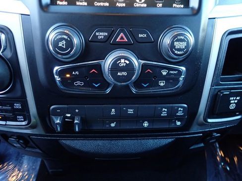 Used 2016 RAM 1500 Big Horn image 17