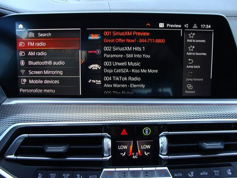 Used 2021 BMW X5 M50i w/ Executive Package image 15