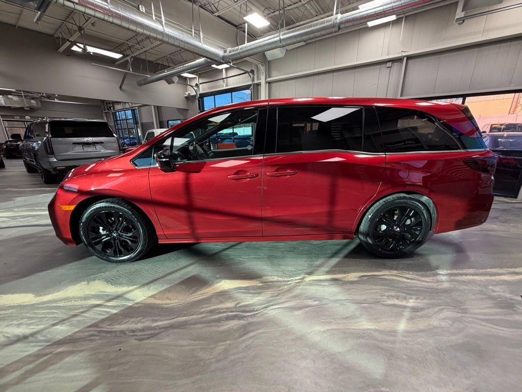 Used 2025 Honda Odyssey Sport-L image 38