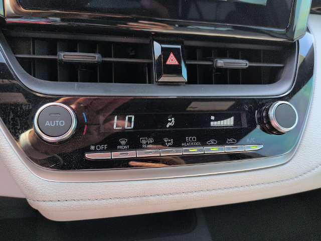 Certified 2025 Toyota Corolla SE w/ Convenience Package FWD image 23
