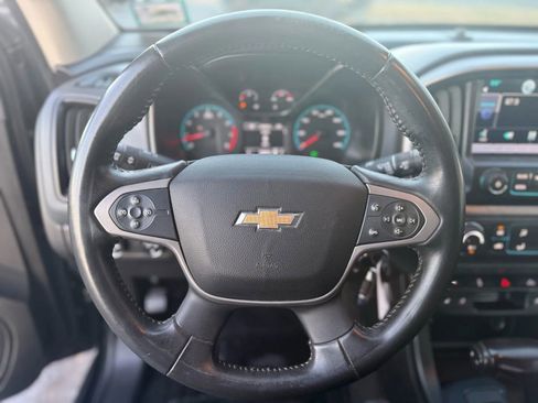 Used 2015 Chevrolet Colorado Z71 image 17