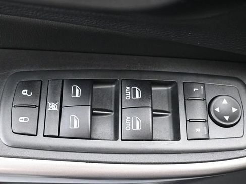 Used 2021 Jeep Cherokee Latitude Lux w/ Sun & Sound Group AWD/4WD image 14