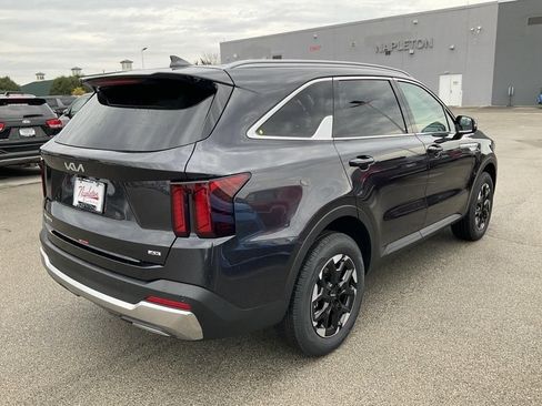 Certified 2025 Kia Sorento S AWD/4WD image 8