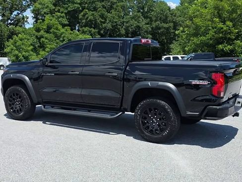 Certified 2023 Chevrolet Colorado Trail Boss w/ Technology Package AWD/4WD image 6