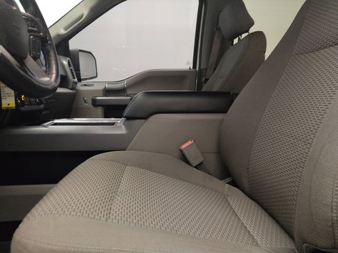 Used 2016 Ford F150 XLT w/ Equipment Group 302A Luxury AWD/4WD image 17