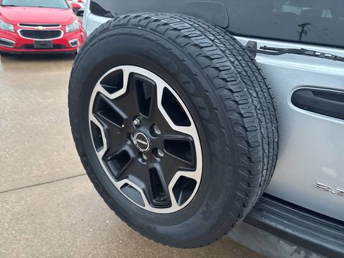 Used 2007 Jeep Liberty Sport image 14