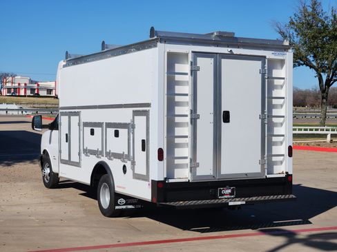 New 2025 Chevrolet Express 4500 w/ Power Convenience Package image 2