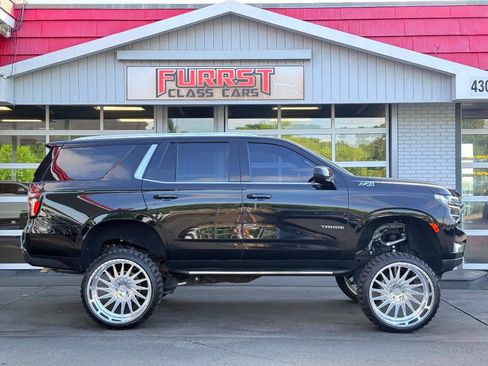 Used 2021 Chevrolet Tahoe LS w/ Driver Alert Package AWD/4WD image 2