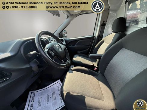 Used 2021 RAM ProMaster City Tradesman SLT w/ Window Group 05 FWD image 9